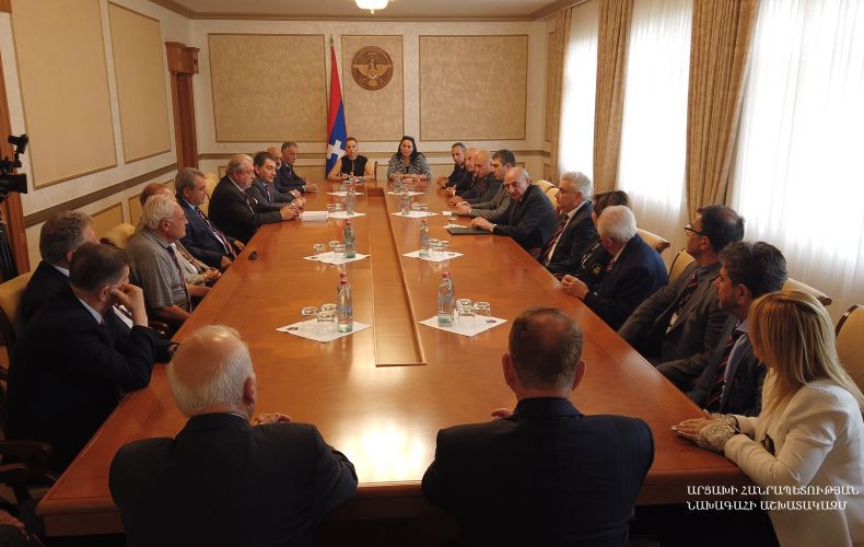 Bako Sahakyan had a meeting with the members of the Pan-Armenian Games World Committee