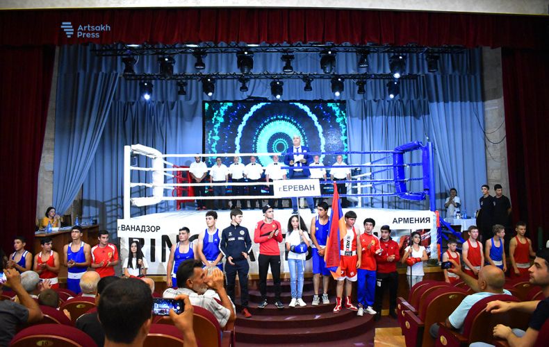 В Степанакерте стартовал международный чемпионат по боксу, посвященный Левону Айрапетяну
