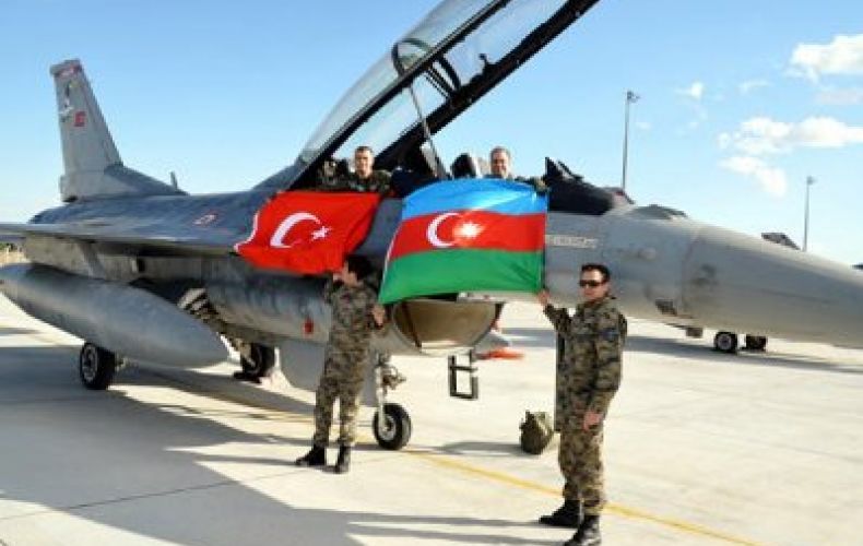 Азербайджан и Турция проведут очередные совместные учения