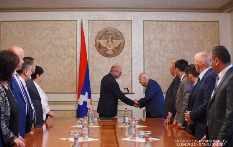  Bako Sahakyan received a group of representatives of the republic's physical culture and sports sphere