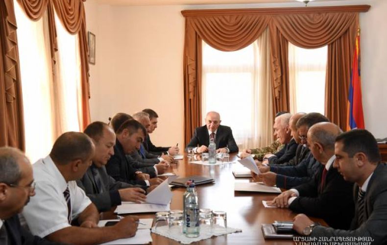 Bako Sahakyan convened working consultation on conducting strategic military maneuvers in the republic