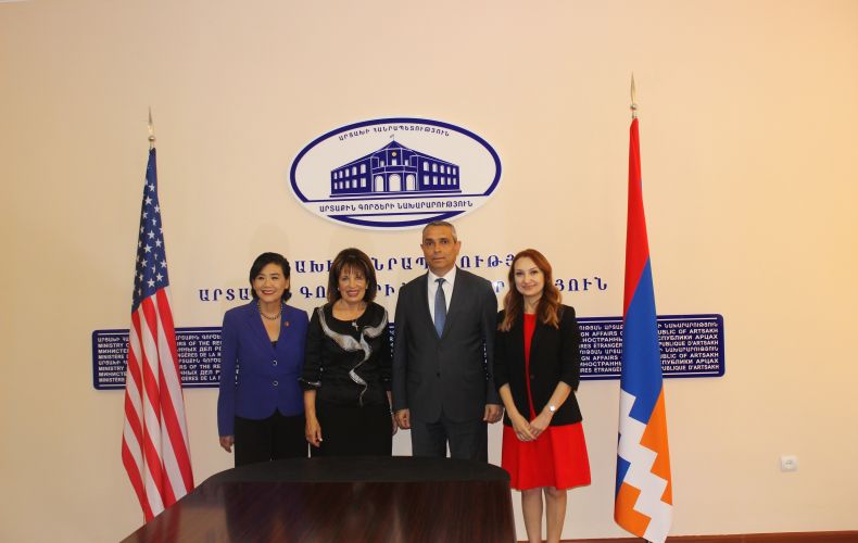 Foreign Minister of Artsakh receives U.S. Congresswomen