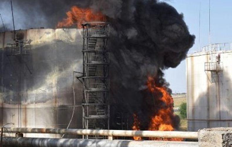 В Калифорнии на нефтехранилище возник крупный пожар