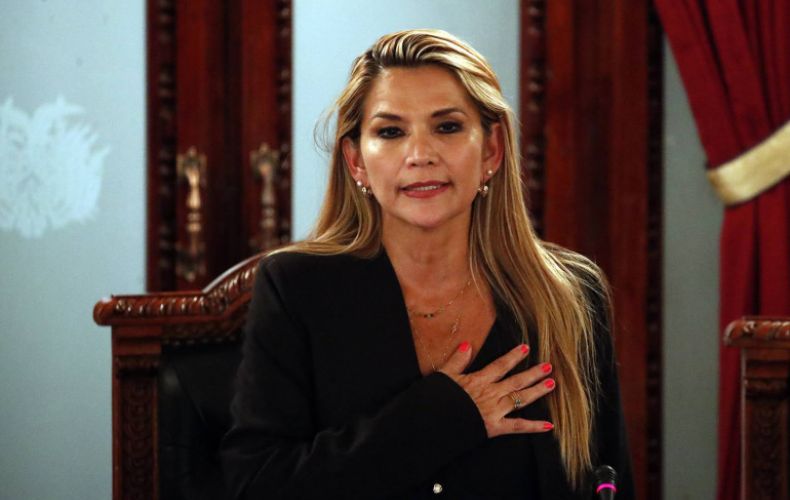 Bolivian Senator Jeanine Ánez declares herself interim president