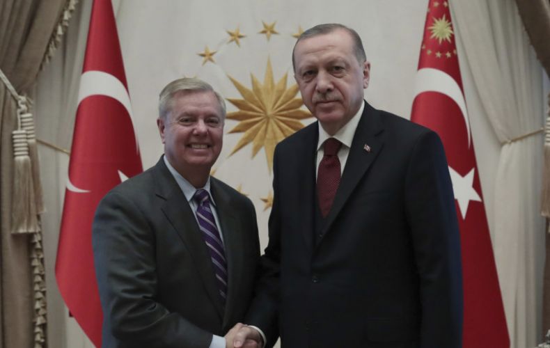 Американский сенатор заблокировал резолюцию о Геноциде армян после встречи с Эрдоганом