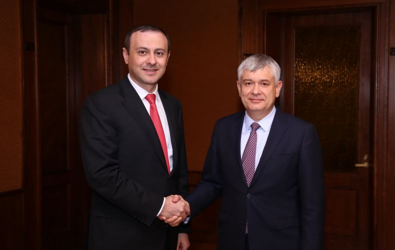 ՀՀ ԱԽ քարտուղարը հանդիպել է Ուզբեկստանի իր գործընկերոջ հետ