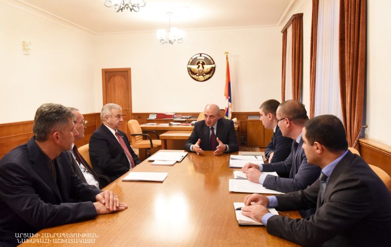Bako Sahakyan holds meeting with representatives of parliamentary parties