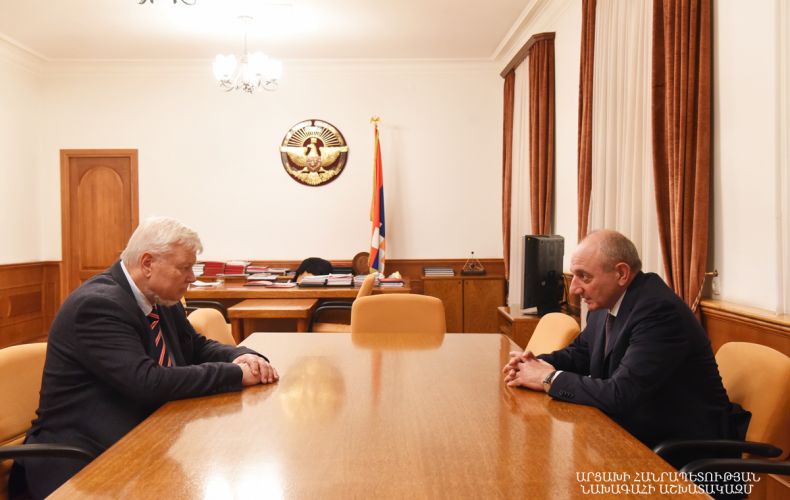 Bako Sahakyan, Andrzej Kasprzyk discuss situation on contact line