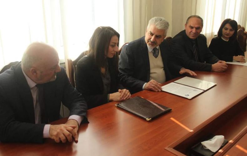 Между Арцахским и Горисским государственными университетами подписан меморандум о сотрудничестве