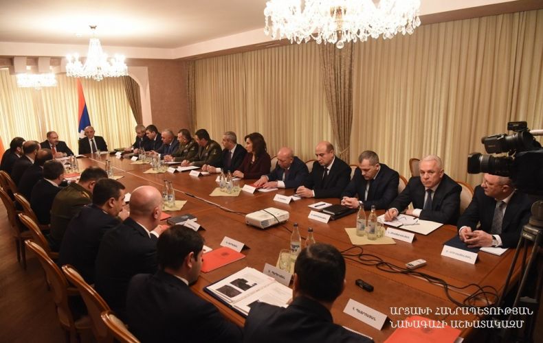 Bako Sahakyan together with Nikol Pashinyan partook at the joint meeting of the Security Councils of the two Armenian republics