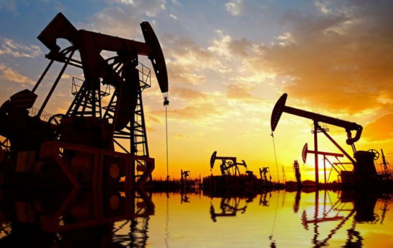 Цена нефти Brent упала ниже 23 долларов за баррель