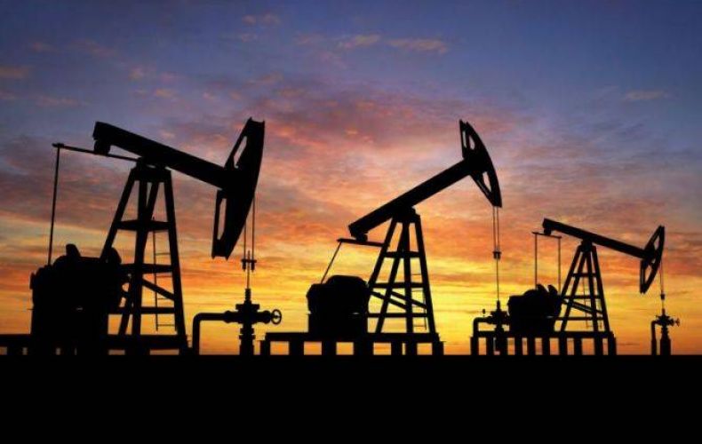 Мировые цены на нефть снижаются в ходе торгов