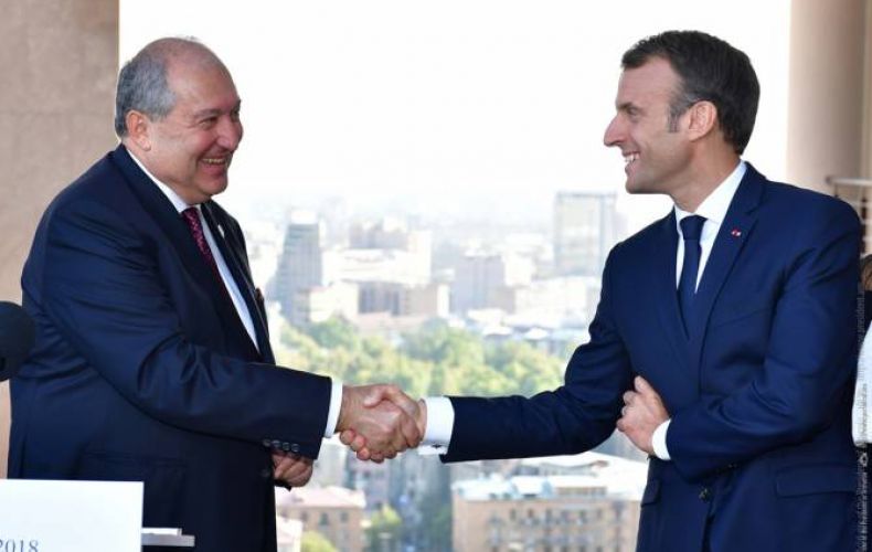 Франция полна решимости оказывать Армении содействие: президента Армении поздравил Макрон