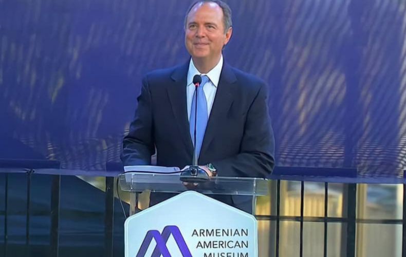 Конгрессмен: Американцы армянского происхождения являются важной составляющей нашей нации