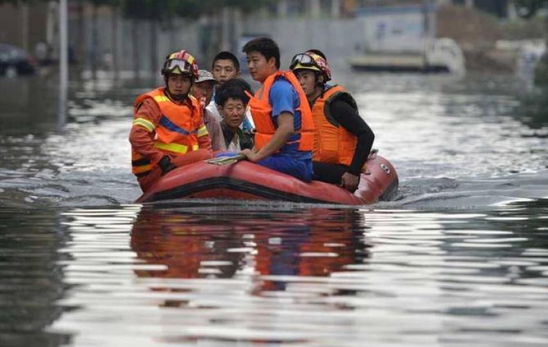 Число жертв наводнений в китайской Хэнани возросло до 33