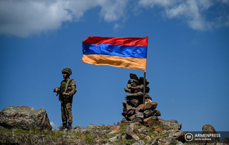 Azerbaijani forces open fire at Armenian positions in Yeraskh border section