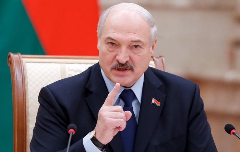 Лукашенко считает тщетными попытки дискредитации Белоруссии в мире