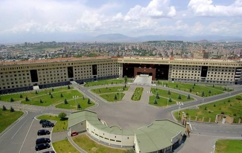 МО: Подразделения ВС Азербайджана открыли огонь в направлении армянских позиций, расположенных на участке Ерасха