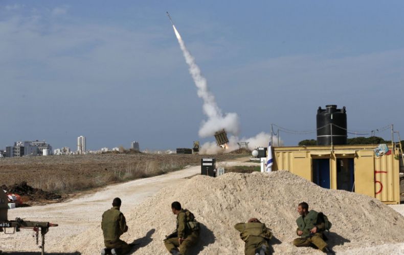 Израиль ответил артиллерийским огнем на пуск ракет с территории Ливана