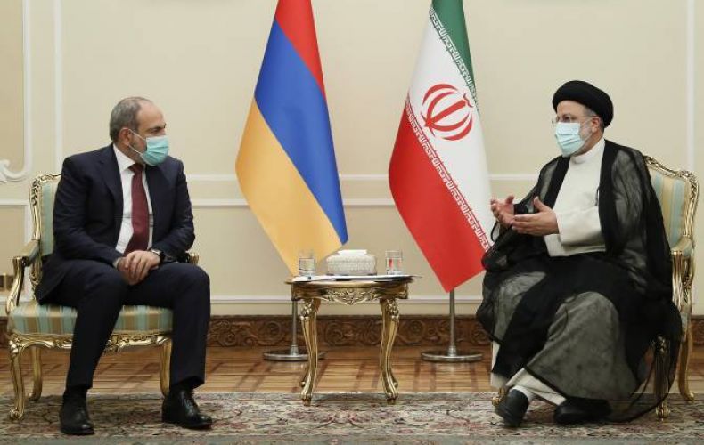 В Таджикистане проходит встреча премьера Армении Никола Пашиняна и президента Ирана Ибрагима Раиси