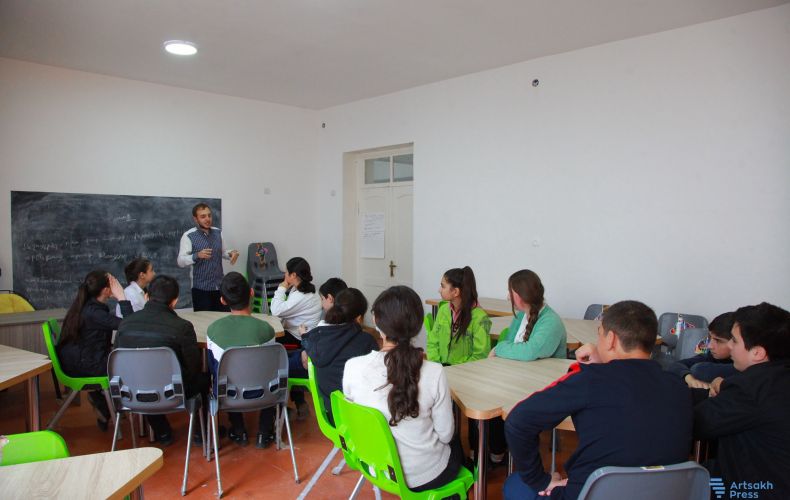 Единственный способ достичь наших целей - качественное образование: Учитель программы «Учи, Армения», направленный  в командировку в Арцах