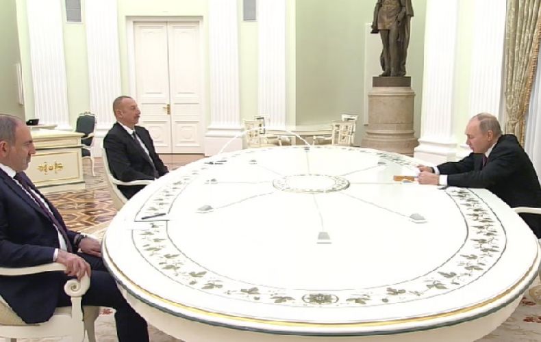 РБК: О чем Путин, Алиев и Пашинян попытаются договориться в Сочи