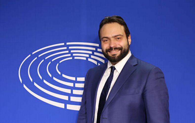 Вице-президент Европарламента: Мы выражаем поддержку Армении