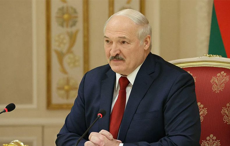Лукашенко заявил, что Россия не собирается нападать на Украину