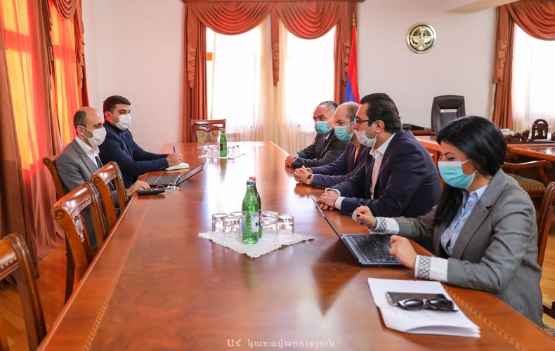 Госминистр Арцаха и представители «Genesis Armenia» обсудили вопросы сотрудничества