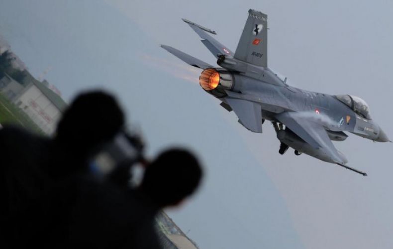 СМИ: Байден заверил Эрдогана, что приложит усилия для решения вопроса с F-16