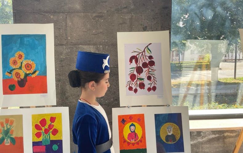 «Детские мечты»: В Степанакерте организована выставка живописи