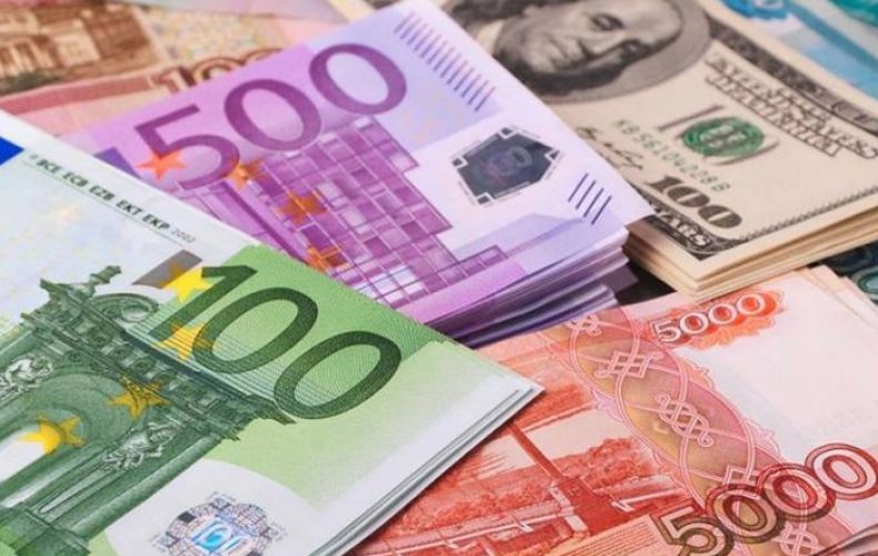 Dollar, euro drop in Armenia