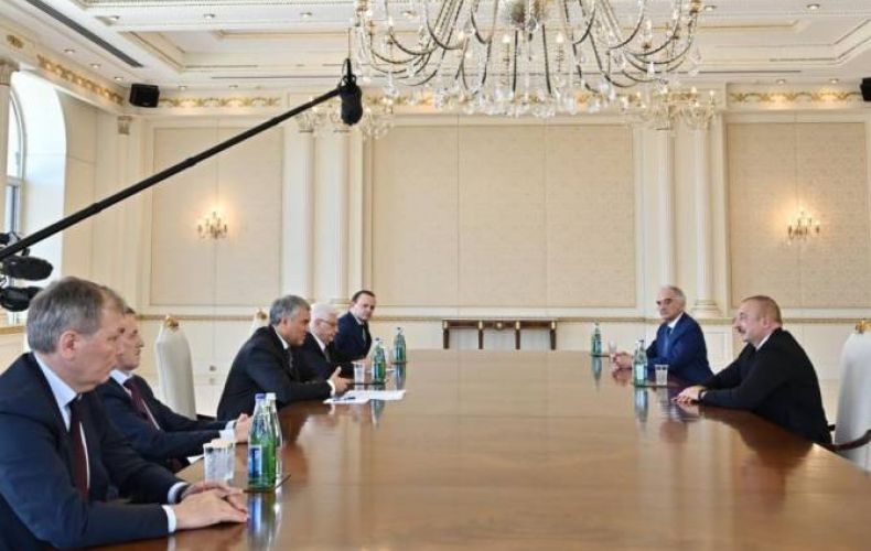 ՌԴ պետդումայի նախագահը Բաքվում հանդիպել է Ադրբեջանի նախագահի հետ

