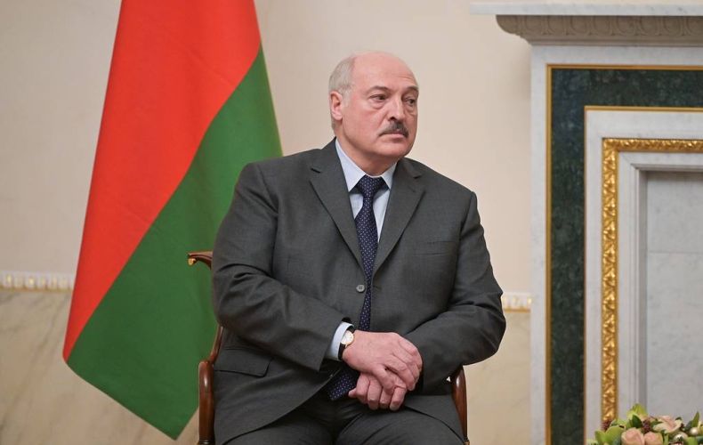 Belarusian president announces plans to meet with Putin soon