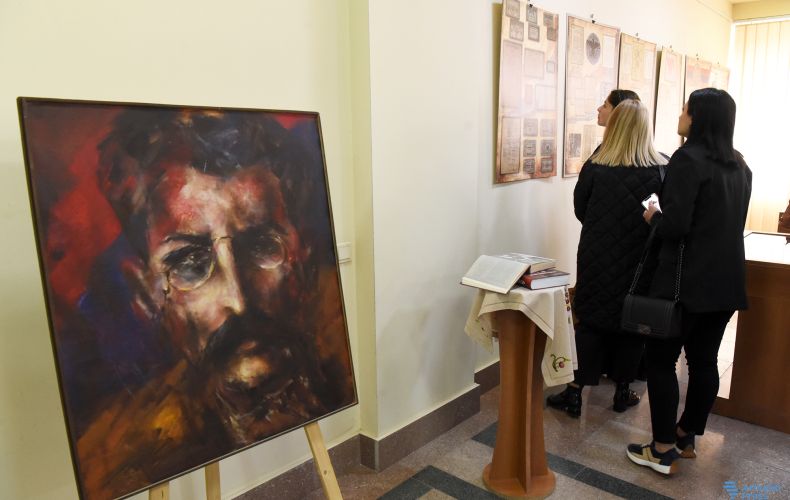 В столице организована выставка, посвященная 144-летию со дня рождения Арама Манукяна