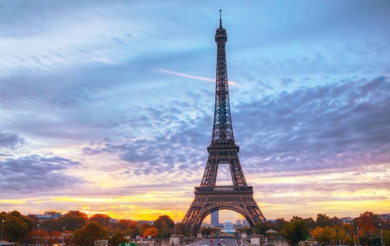 Amid ongoing protests in Paris, Eiffel Tower is closing its doors to visitors