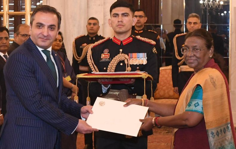 Ambassador of Armenia to India Vahagn Afyan presented Letters of Credence to President of India Droupadi Murmu
