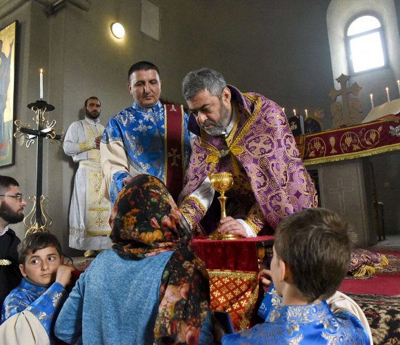 Primate of Armavir Diocese conducts Holy Liturgy in Amaras with the 
blessing of Primate of Artsakh Diocese